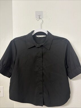 Zara Black Short-Sleeve Button Down Blouse